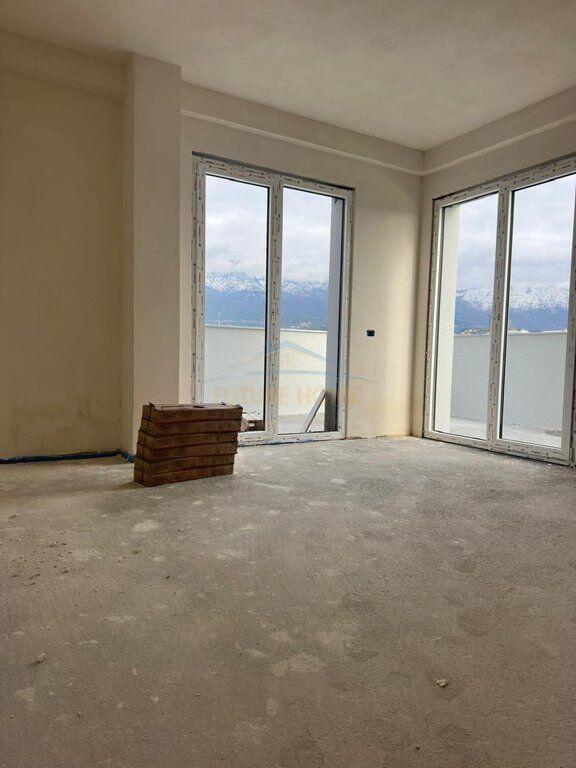 For sale 2+1 apartment, Ali Demi, Tirana.