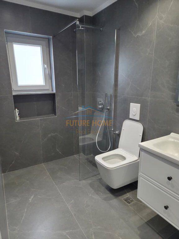 In vendita, Appartamento 1+1, Nuovo Mercato Elettrico, Tirana.