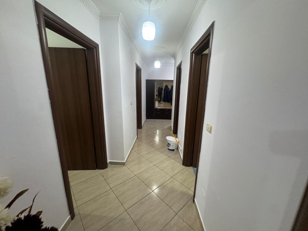 🏡Appartamento 2+1 in affitto 📍 Indirizzo: Via Jordan Misja💰 Prezzo: 70.000 lek / mese