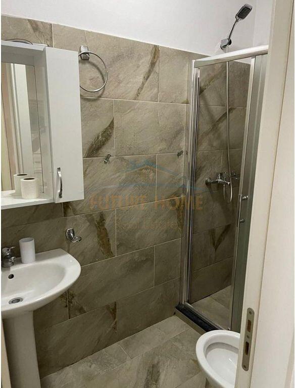 Shitet, Apartament 2+1+2 ne Fresk