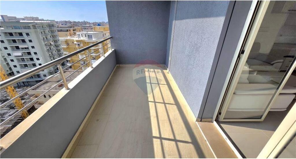 🌊 Apartament 2+1+2 për Shitje – Lungomare, Vlorë 🌊