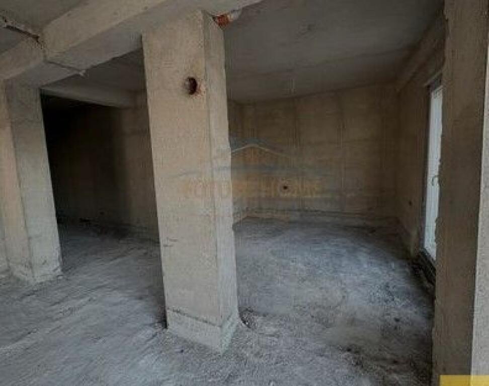 Attico in vendita, Viale Giovanna d'Arco, Tirana.