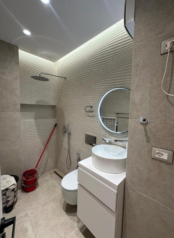 Apartment for rent 2+1+2+3 balconies on Bulverdi Migjeni, Astir