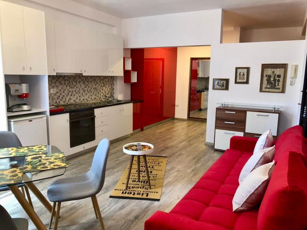 📣 MONOLOCALE IN AFFITTO 📍 Via "Kavaja", Ex Parco Autobus ✨