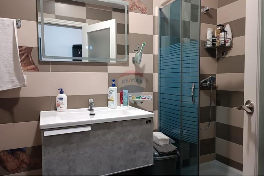 2+1 apartment for rent at Kavaja Street!