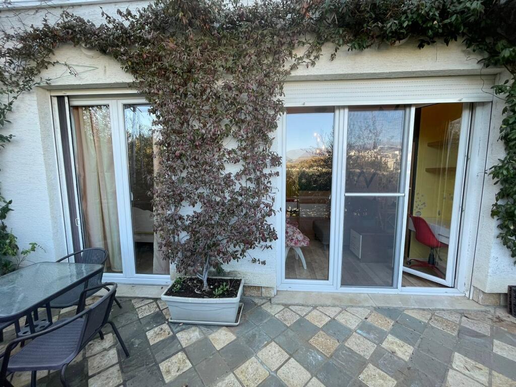 🔑 Apartment 1+1 + veranda for sale in use 📍 Residence Kodra e Diellit 2