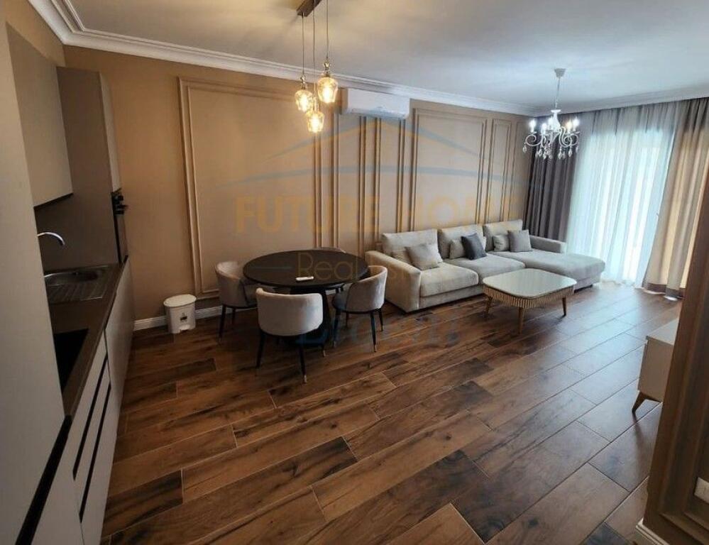 Affitto, Appartamento 2+1+Posto Auto, Lago Secco, Tirana.