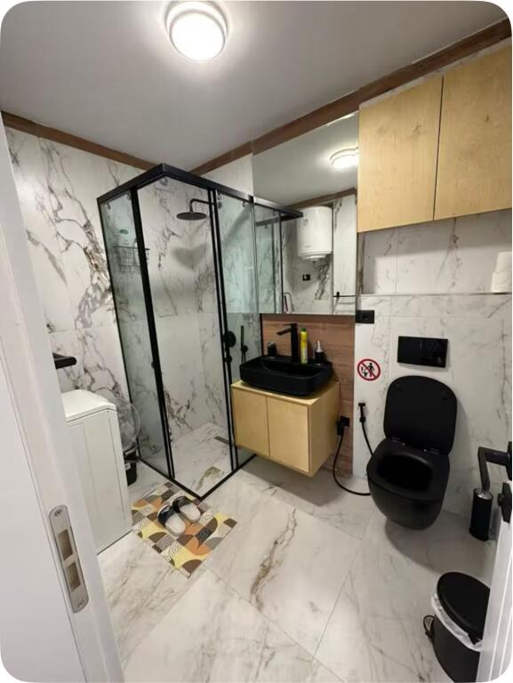 Apartament 1+1 per qira Qender Pazari I Ri