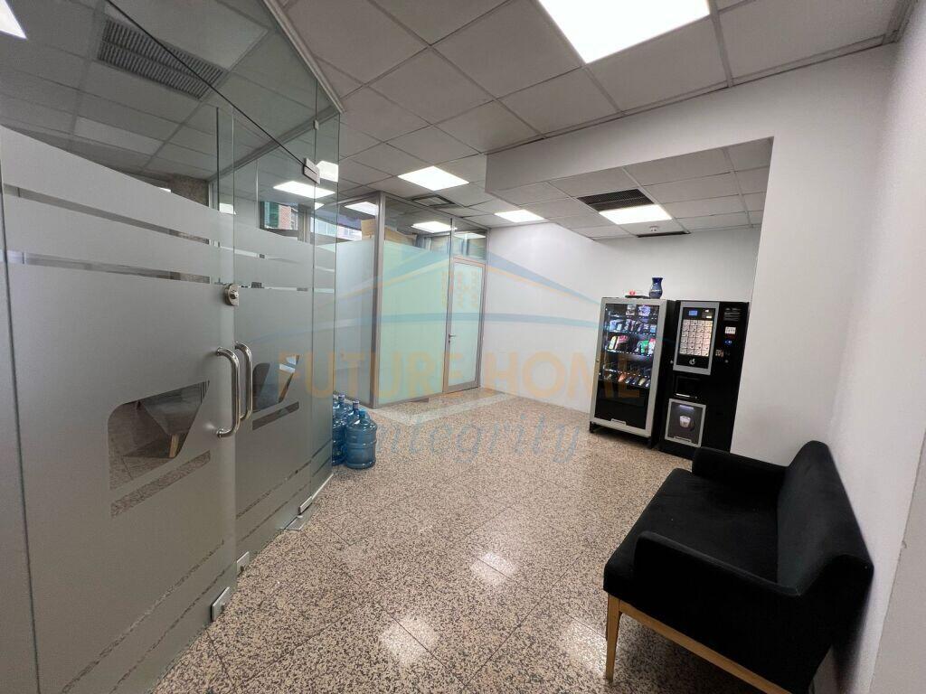 Affitto, Ambiente Commerciale per uffici, Blloku Tirane