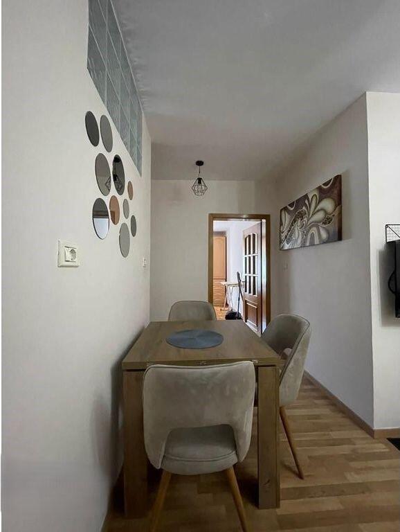 Affittasi appartamento 2+1 a Laprakë, Via Dritan Hoxha 550 € /Mese