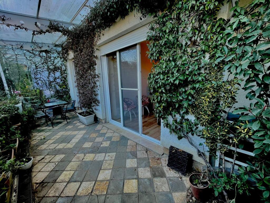 🔑 Apartment 1+1 + veranda for sale in use 📍 Residence Kodra e Diellit 2