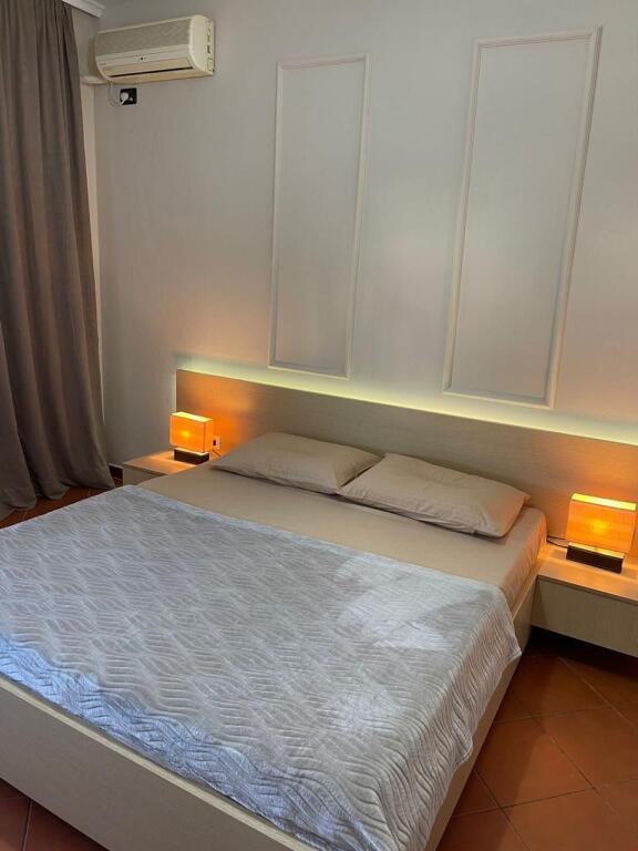 Apartament 2+1 me qira tek Sheshi Wilson!