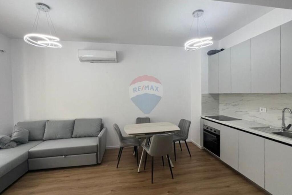 Appartamento In Affitto Complesso Mangalem, Tirana!