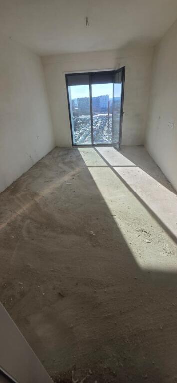 UFFICIO IN AFFITTO 100 M2 PORCELAN 700 EURO