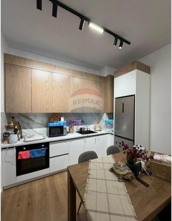 Appartamento - In Vendita - Via Ali Demi, Tirana(ID: 530591001-23)