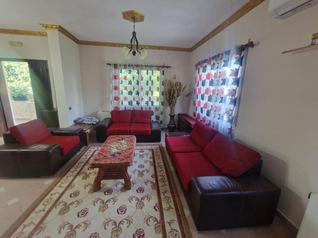 VILLA IN AFFITTO SELITE