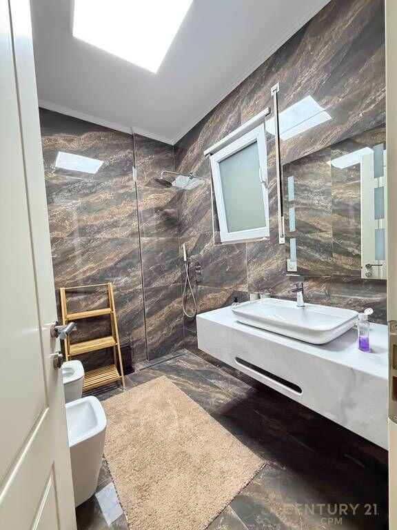 Villa for rent near Lake Farka