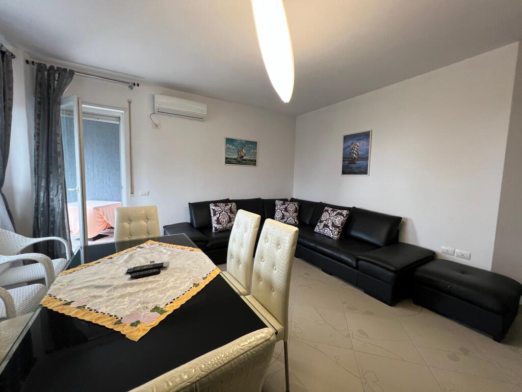 Apartment for rent 2+1 with garage, Lungomare