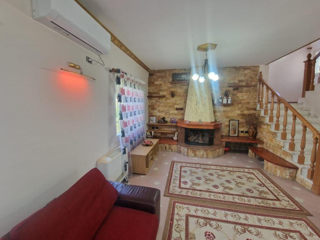 VILLA IN AFFITTO SELITE