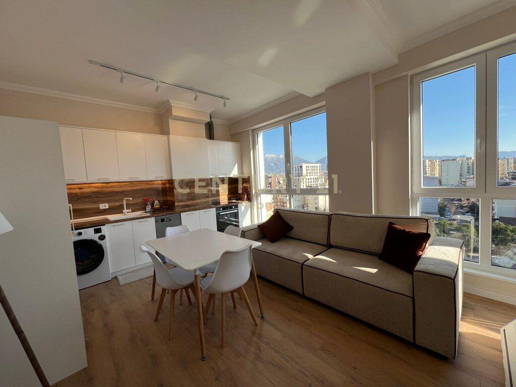 Jepet me qira apartament 1+1 – Komuna e Parisit