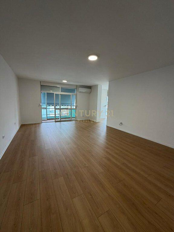 APARTMENT 3+1+2 FOR RENT, AT FORMER EXHIBITION, TIRANA!