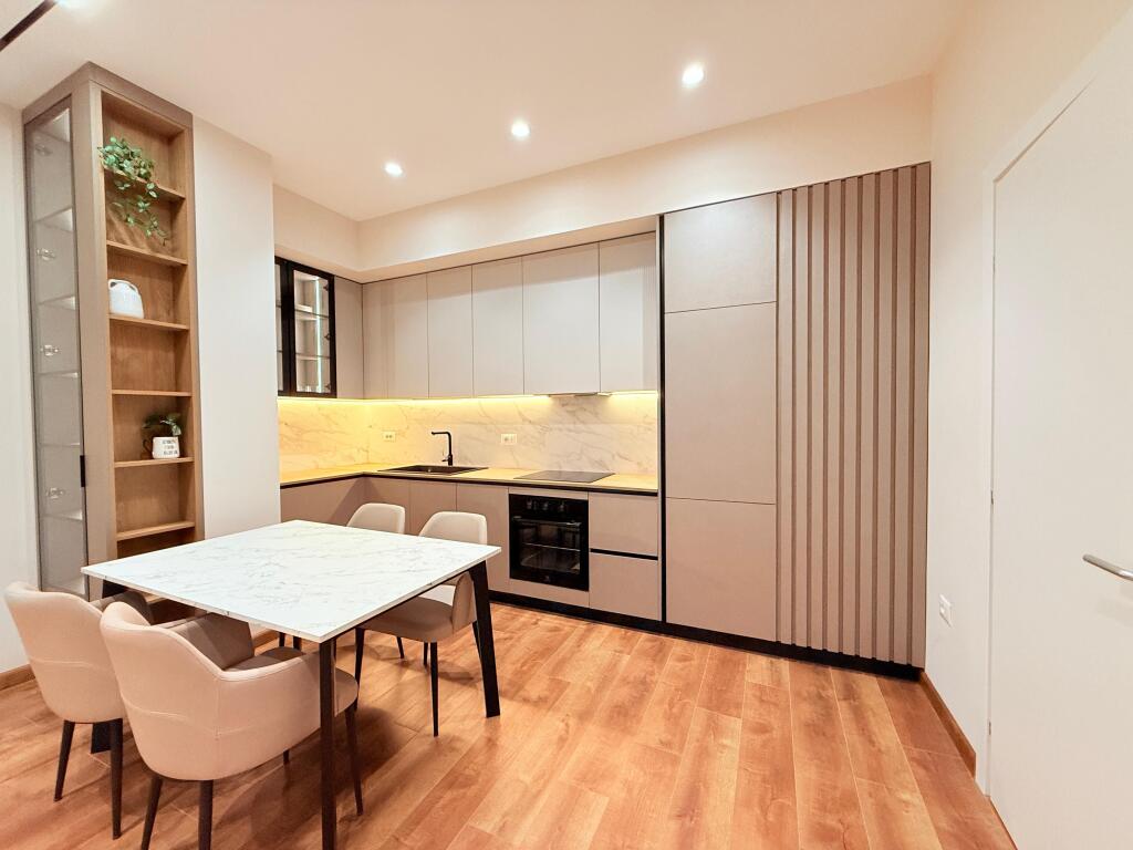 AFFITTASI APPARTAMENTO DI LUSSO 1+1+POSTO AUTO  Spring Residence, Vasil Shanto