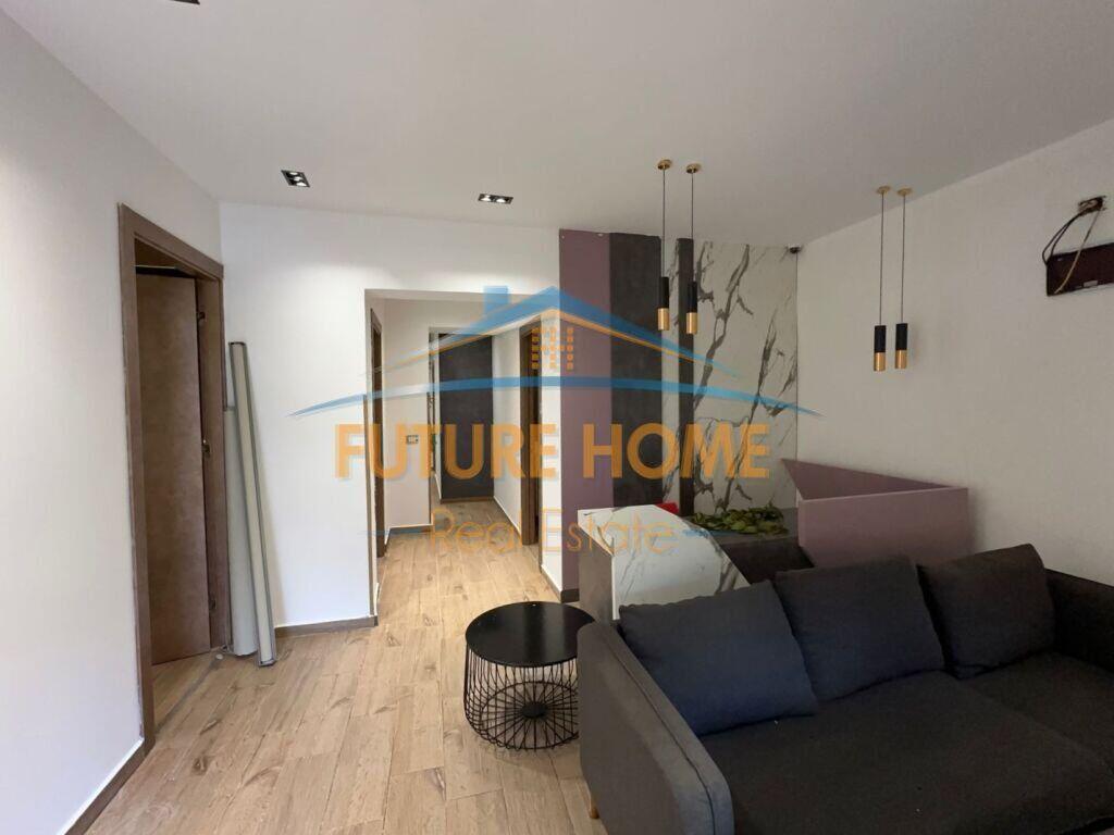 For sale, Apartment, 2+1 Petro Nini