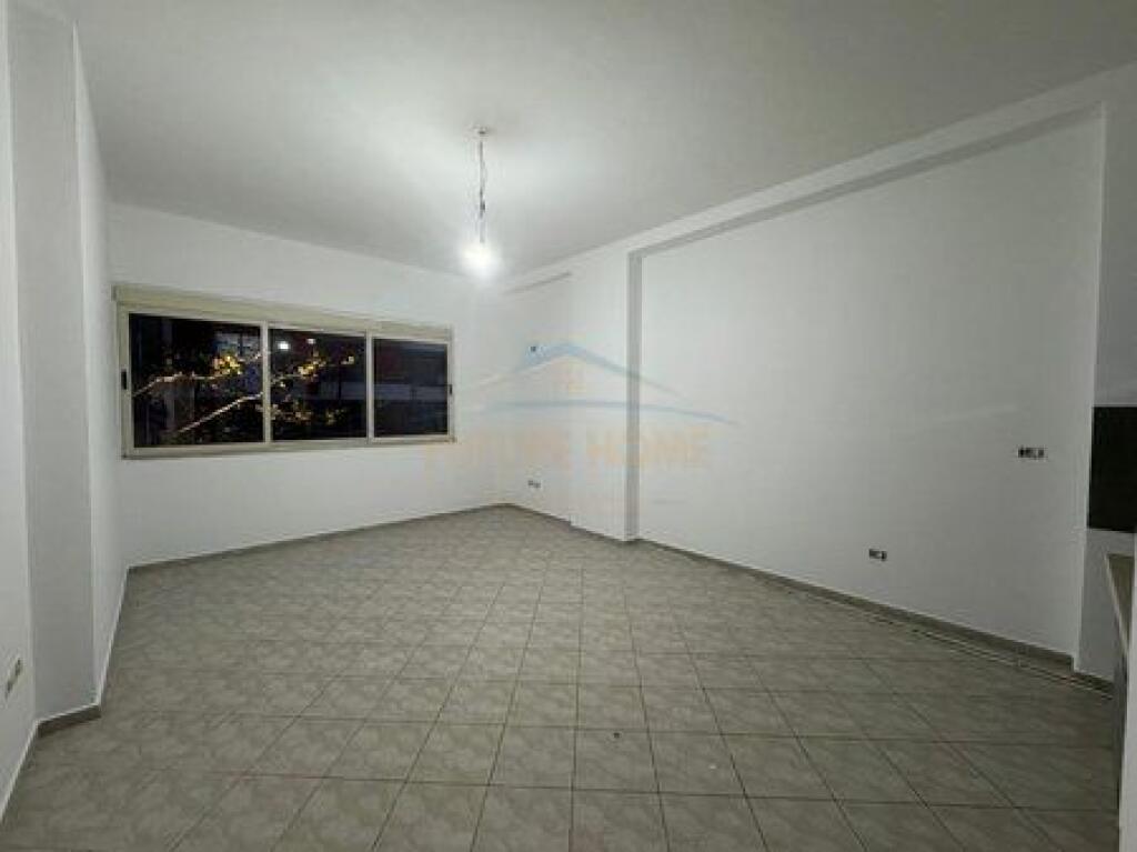 VENDESI APPARTAMENTO 1+1 FRESK