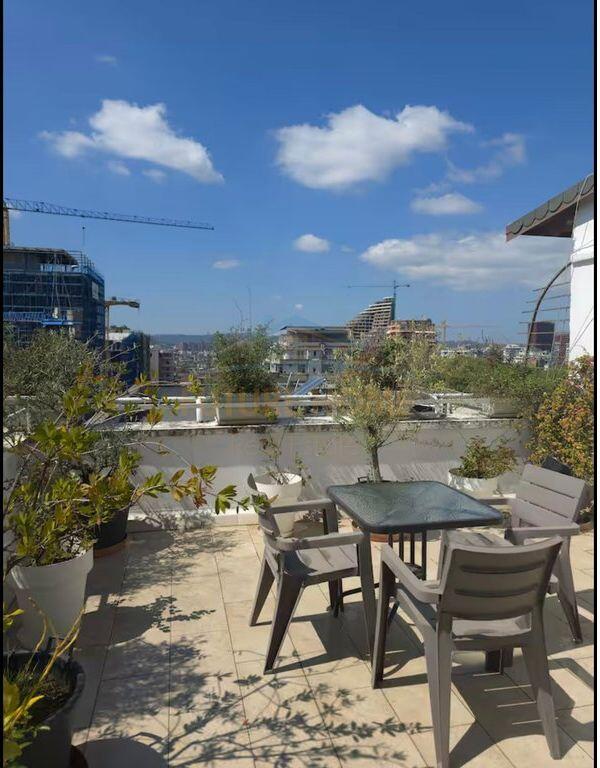Qera, Penthouse 2+1 perball Sky Tower Bllok