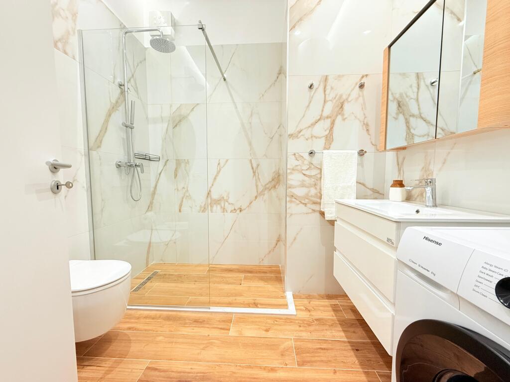AFFITTASI APPARTAMENTO DI LUSSO 1+1+POSTO AUTO  Spring Residence, Vasil Shanto