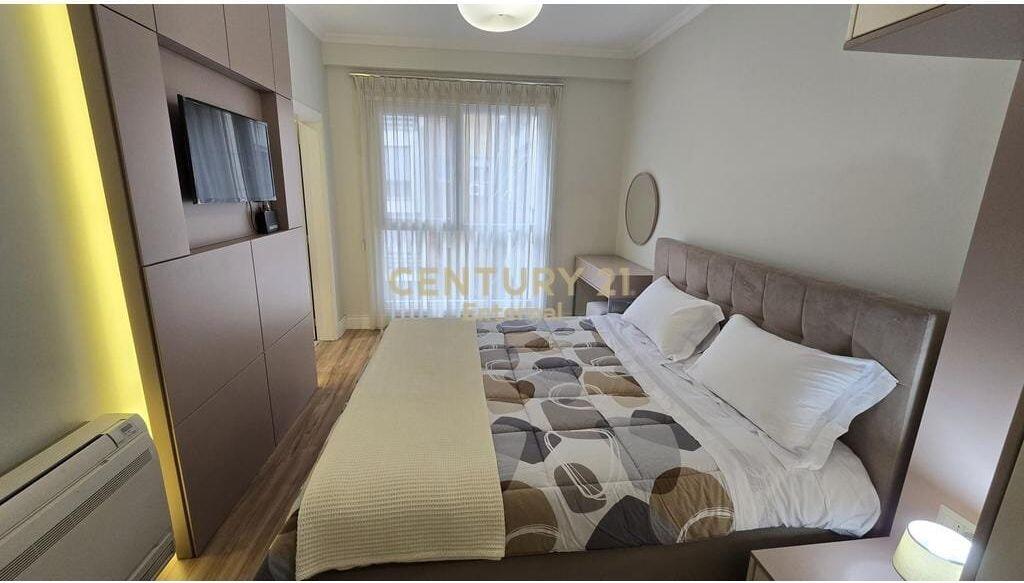 Appartamento 2+1+Garage in affitto al Complesso Dinamo 1.000 € /Mese