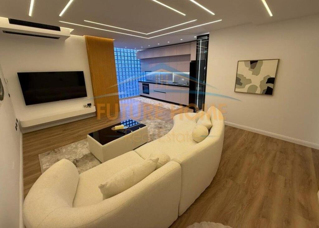 Affitto, Appartamento 2+1+2, Via dei Kosovari, Tirana