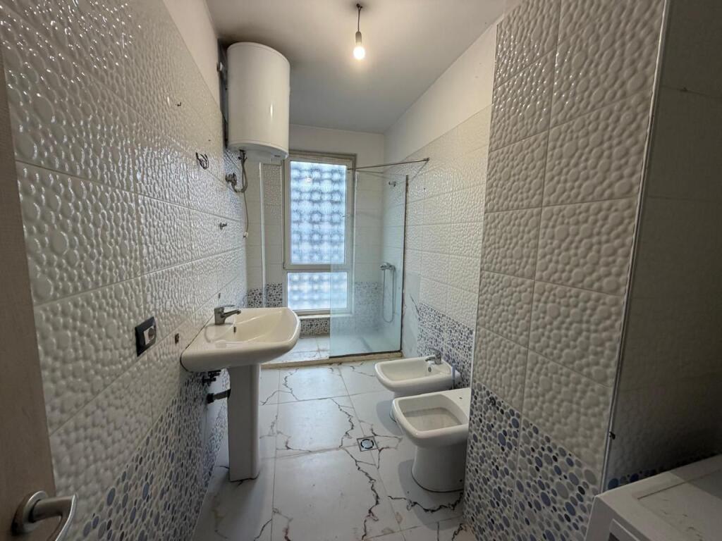 Apartament 2+1 per Qira