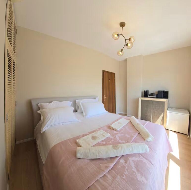🏙️ Penthouse for Rent – Bllok💶 Price: 1,200 € / month