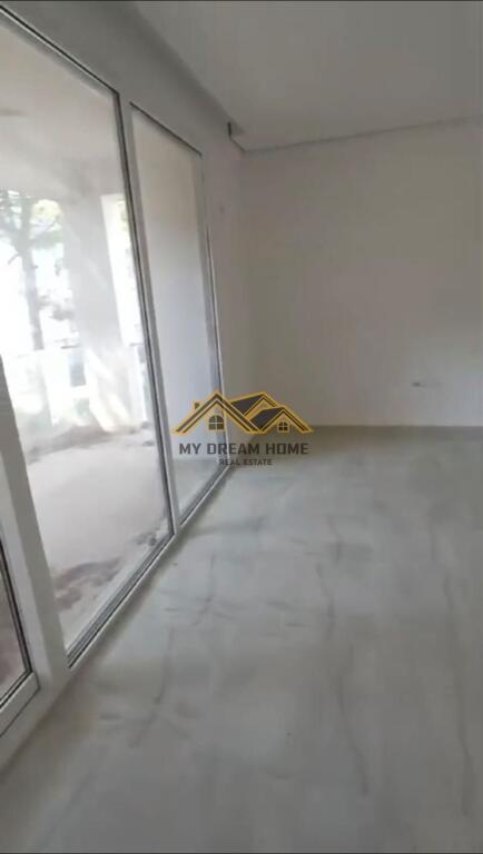SHITET APARTAMENT 2+1 VIJE E DYTE NGA VILAT NE GJIRIN E LALEZIT, NE KOMPLEKSIN SAN PIETRO!