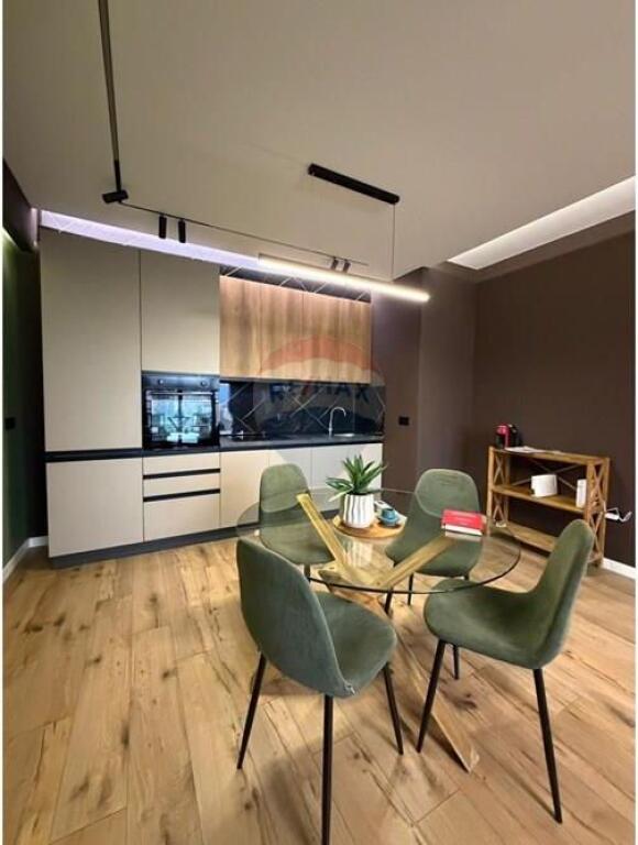 Apartment - For Rent - Commune of Paris, Tirana