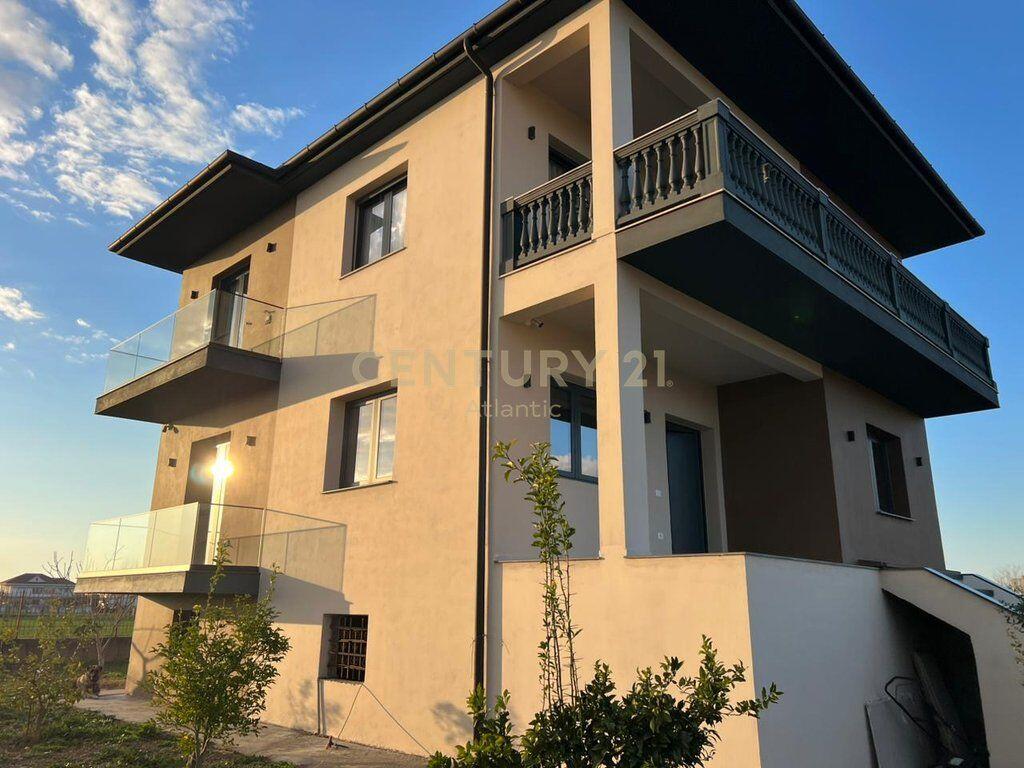 VILE UNIKE 3 KATESHE PER SHITJE NE 4 RRUGET , SHIJAK DURRES