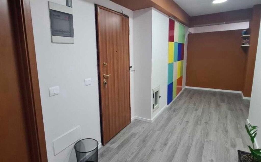 ZYRE ME QERA 200 M2 BLLOK 3.500 EURO