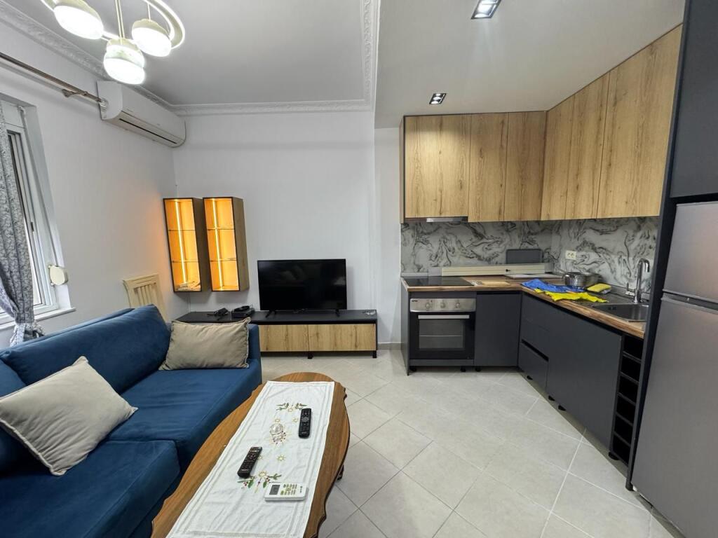 Jepet apartament me qera 2+1