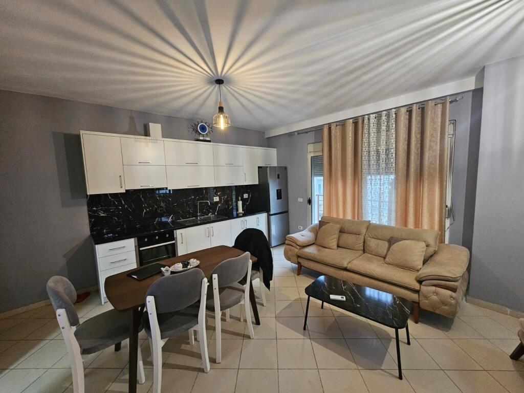 Appartamento in affitto 1+1 a Kodra e Diellit (ID B2101456) Tirane