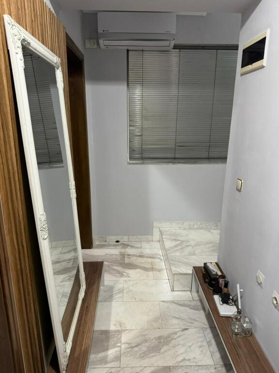 Jepet me Qira Apartament 1+1 – Stadiumi Dinamo!!