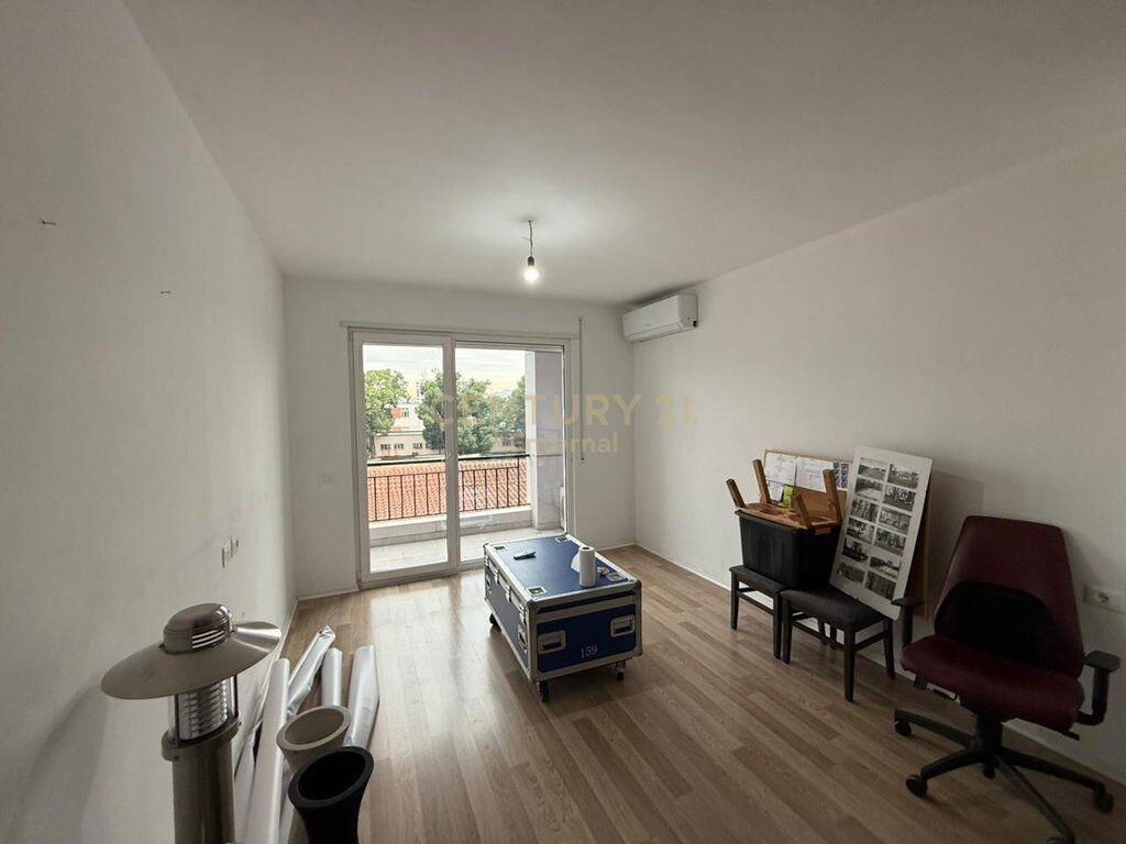 Apartament 2+1 për shitje në Astir 168,000 €