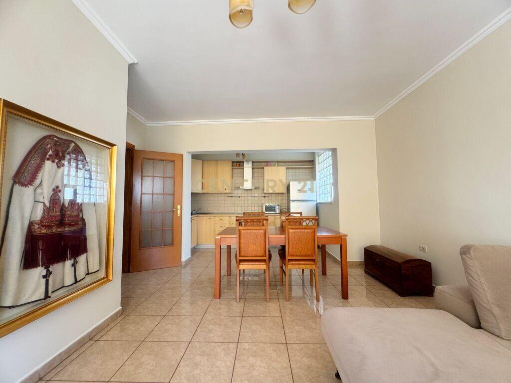 Appartamento 2+1 in affitto vicino a RTSH 800 € /Mese