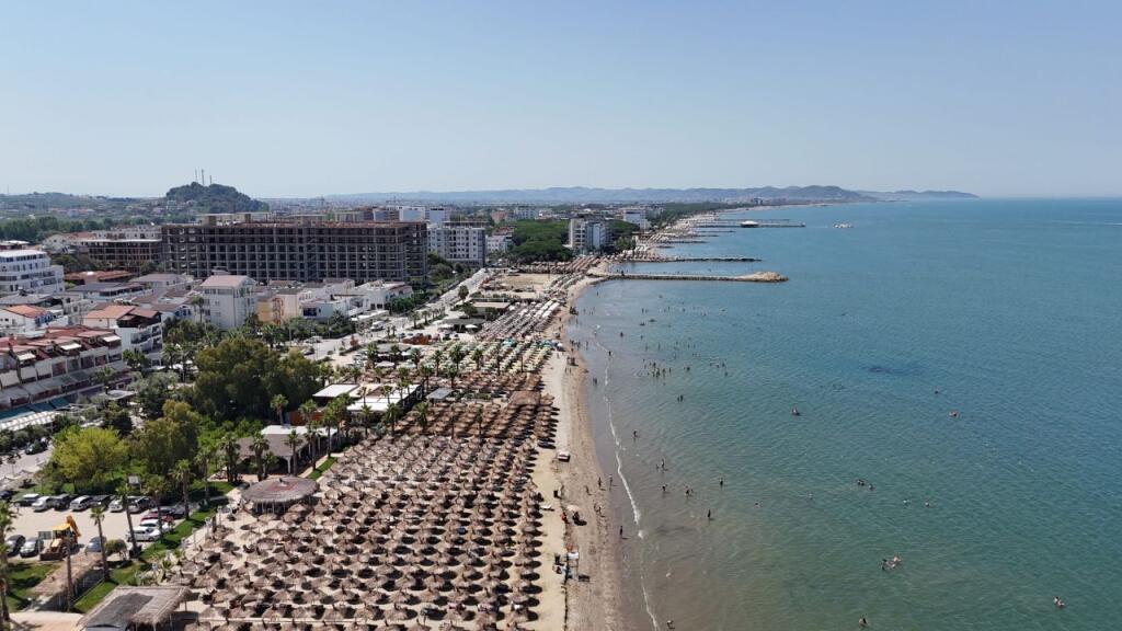 APARTAMENTE DUPLEX NE SHITJE