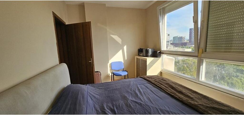Penthouse - For Rent - Blloku, Tirana