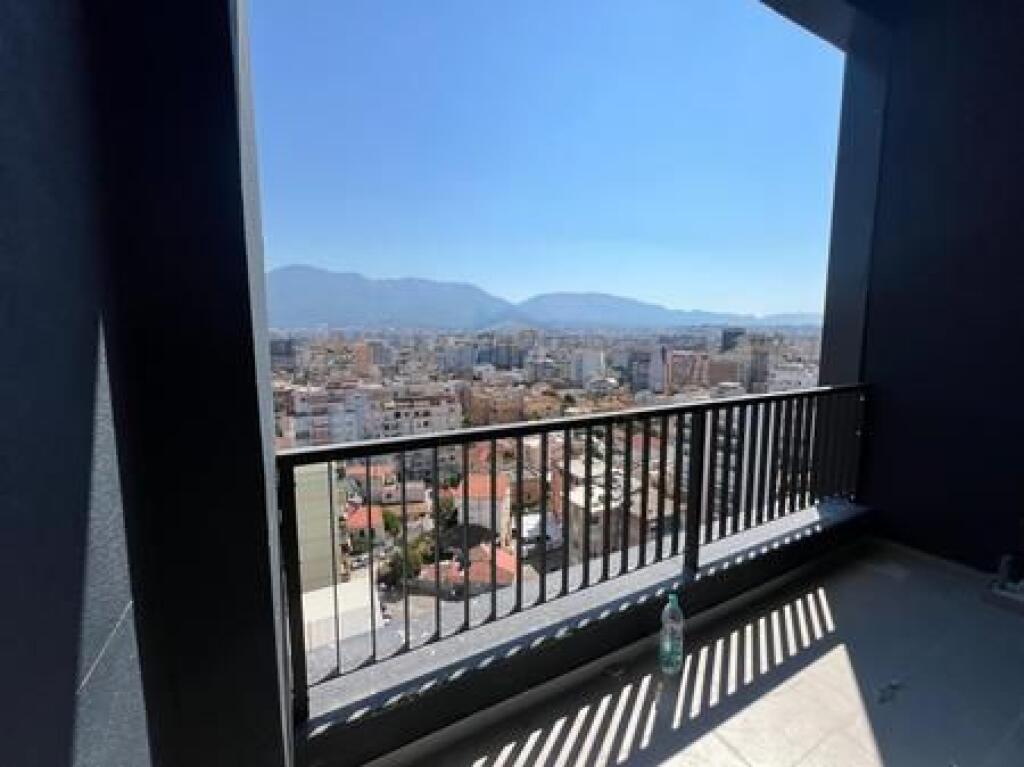 For sale, Penthouse 3+1+2, Barrikadave Street, Tirana.