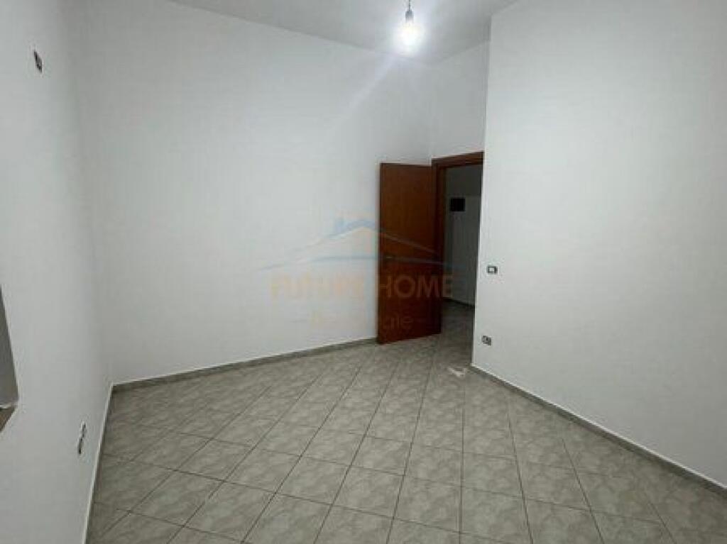 VENDESI APPARTAMENTO 1+1 FRESK