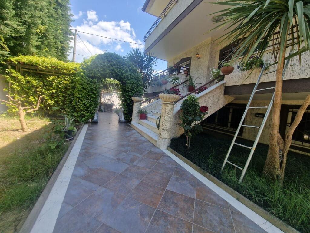 VILLA IN AFFITTO SELITE