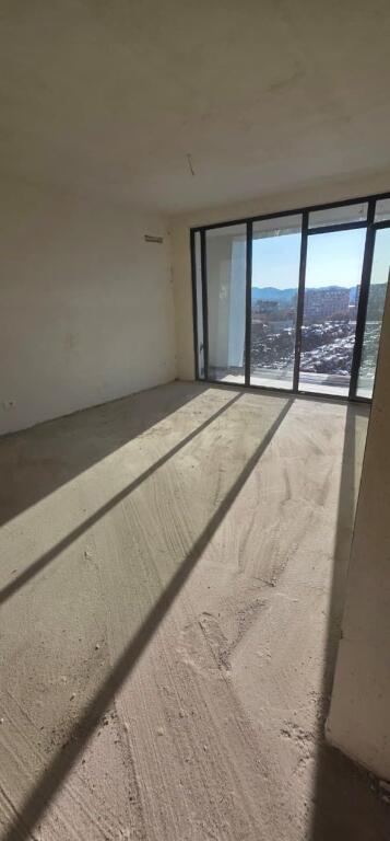 UFFICIO IN AFFITTO 100 M2 PORCELAN 700 EURO