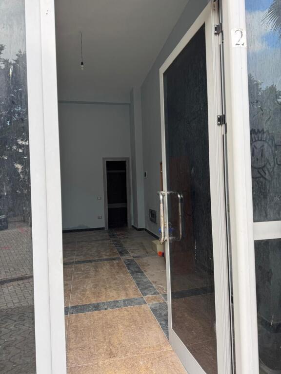 SHITET DYQAN NE PAZH DURRES 122.400 euro